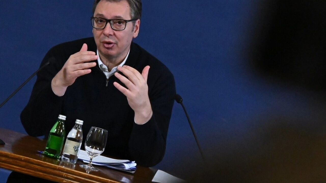 Vucic: Sırbistan’ın tek rafinerisi yaptırım muafiyeti sağlanmazsa 4 günde kapanacak