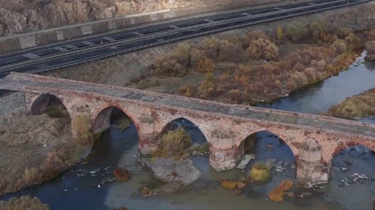 Yağan Mahallesi (Köprüköy): Erzurum’un En Büyük Mahallesi ve Yağan Baba Türbesi