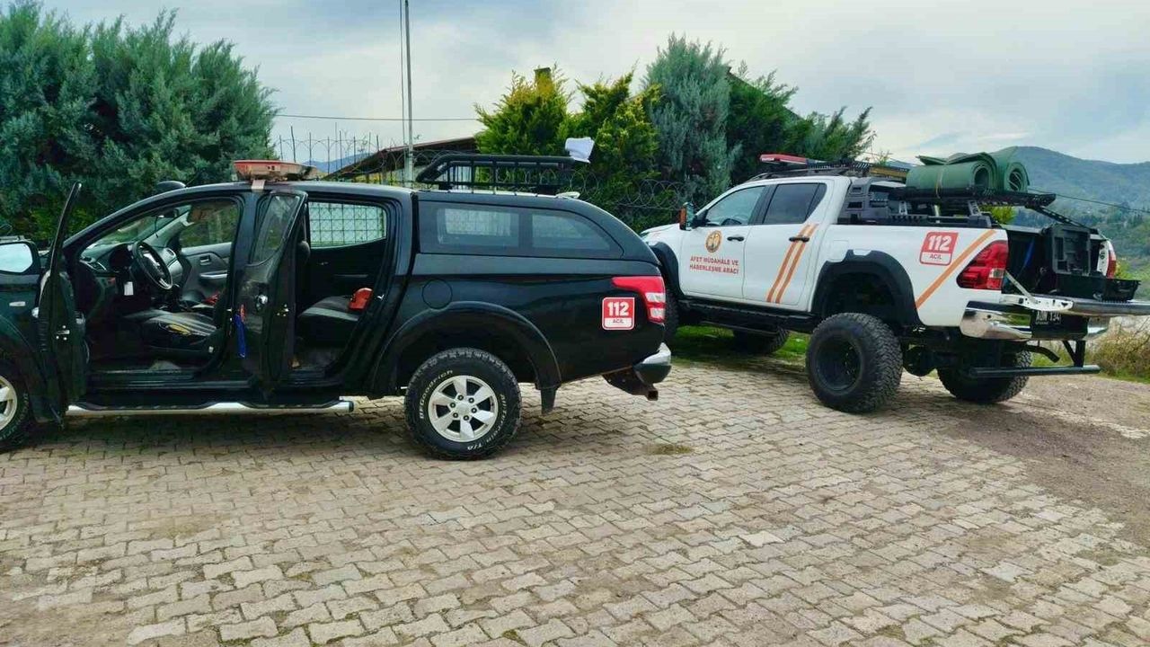 Yalova'da Kayıp Alzheimer Hastası AFAD ve Jandarma Dron Destekli Operasyonla Evinden 6 Kilometre Uzakta Bulundu