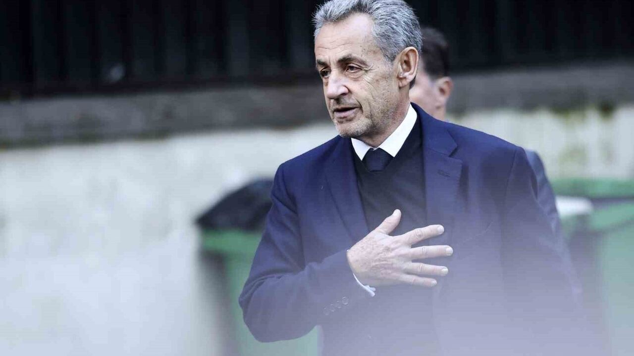 Yargıtay, Sarkozy’nin Bygmalion Davasındaki 1 Yıl Hapis Cezasının Temyiz Başvurusunu Reddetti