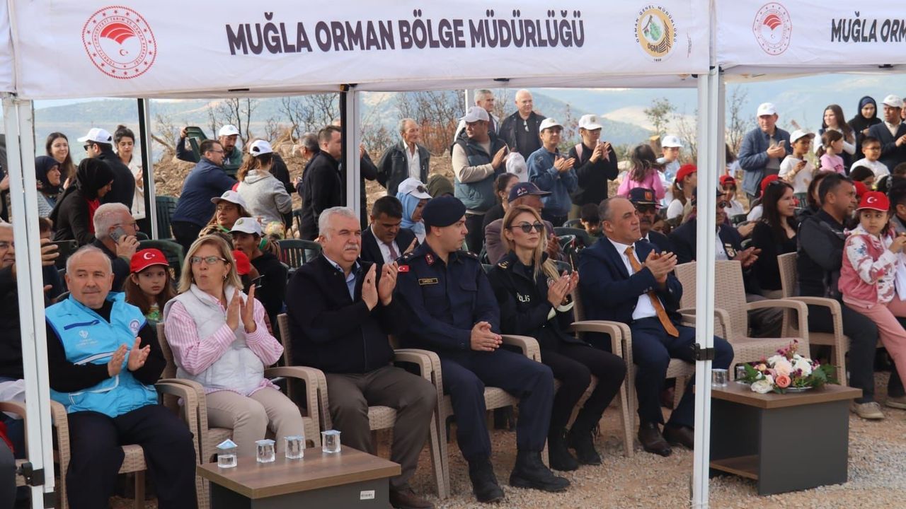 Yatağan'da 11 Kasım Milli Ağaçlandırma Günü: Nebiköy'de binlerce fidan dikildi