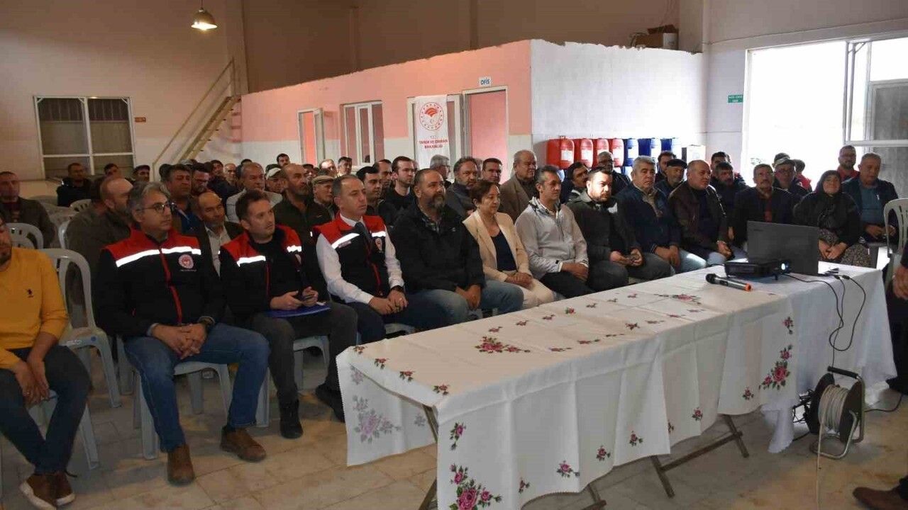 Yenipazar’da Üreticilere Şap Hastalığıyla Mücadele Bilgilendirmesi