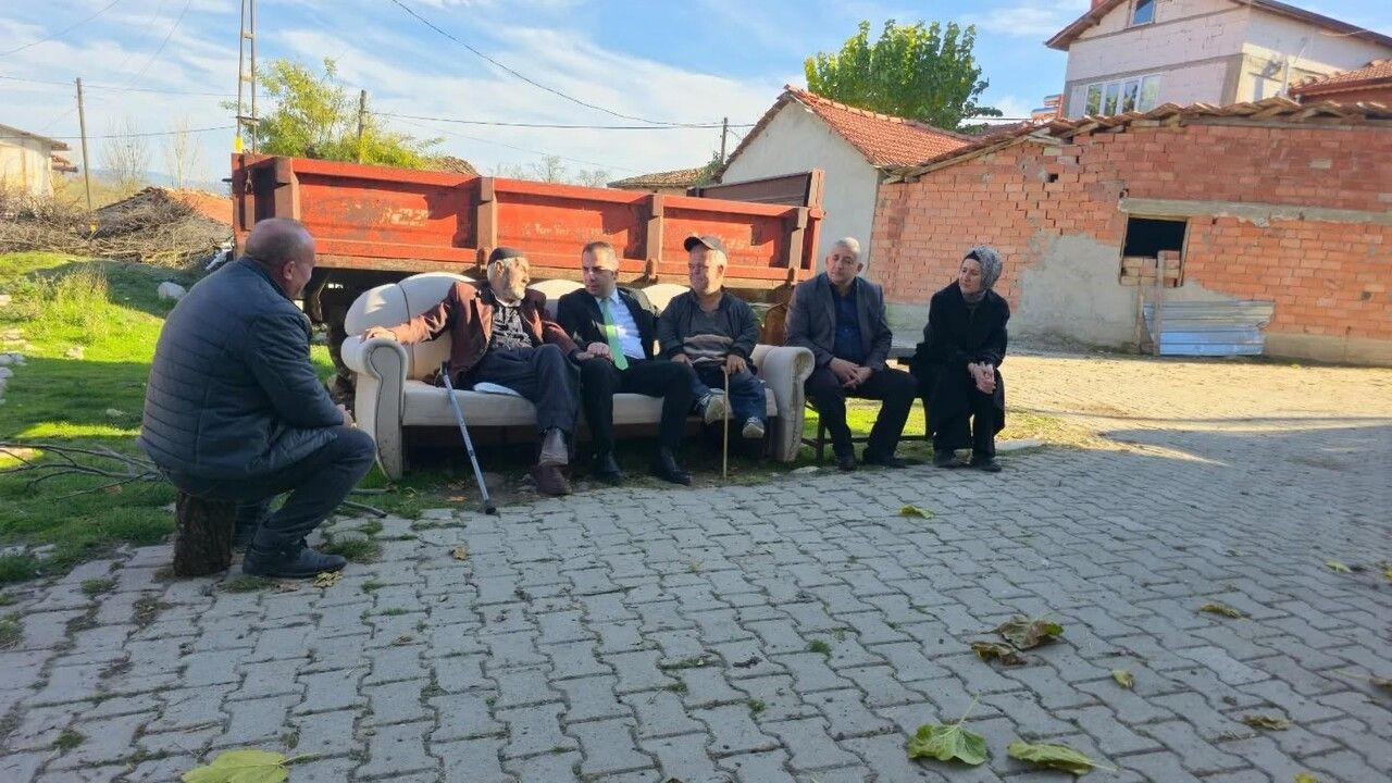 Yenipazar Kaymakamı Mehmet Salih Uçar Belkese Köyü'nde vatandaşlarla buluştu