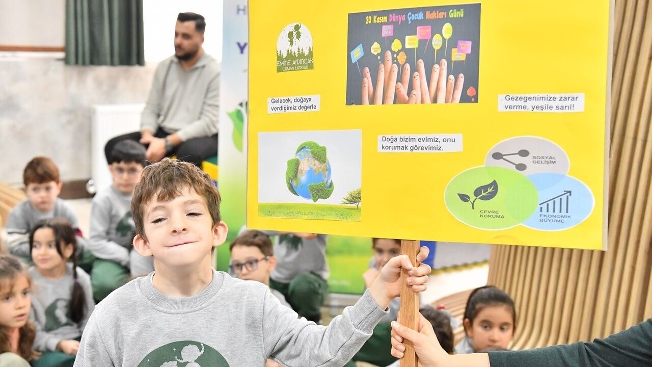 Yeşilyurt’ta 7 bin 300 öğrenciye 'Sıfır Atık ve İklim Değişikliği' eğitimi verildi