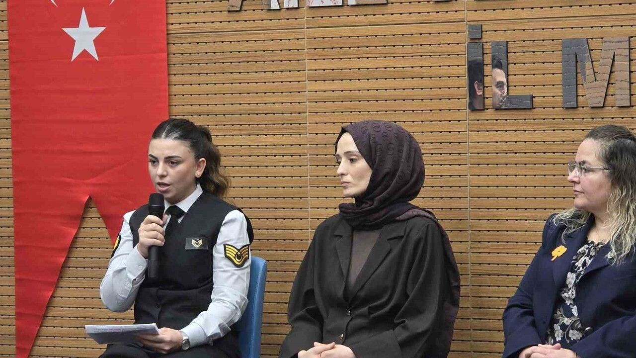 Yozgat'ta 25 Kasım Programı: Kadınlar Kadına Yönelik Şiddetle Mücadeleyi Konuştu