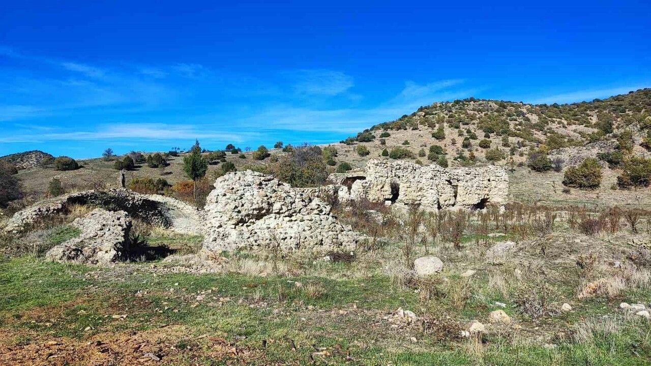 Yozgat’ta 8 asırlık Çınçınlı Sultan Hanı ilgi ve onarım bekliyor