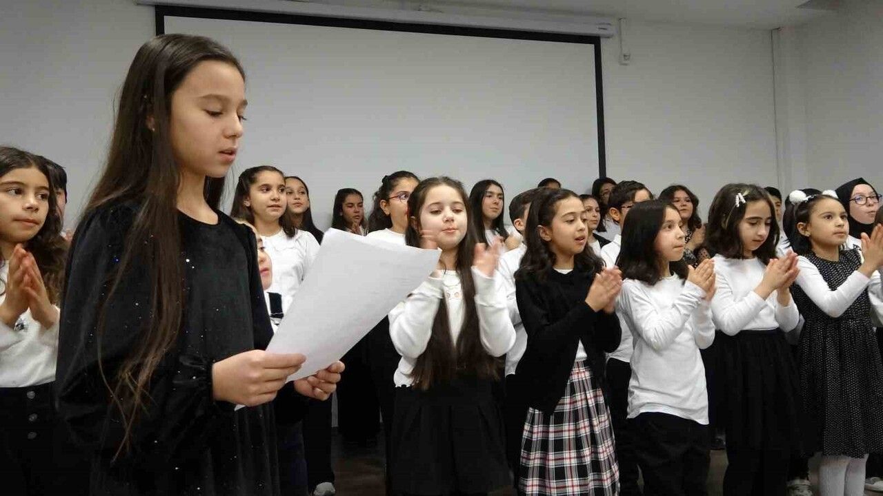 Yozgat'ta üç öğretmenin gönüllü çalışması: Polifonik Çok Sesli Çocuk Korosu çocuklara sahne deneyimi kazandırıyor