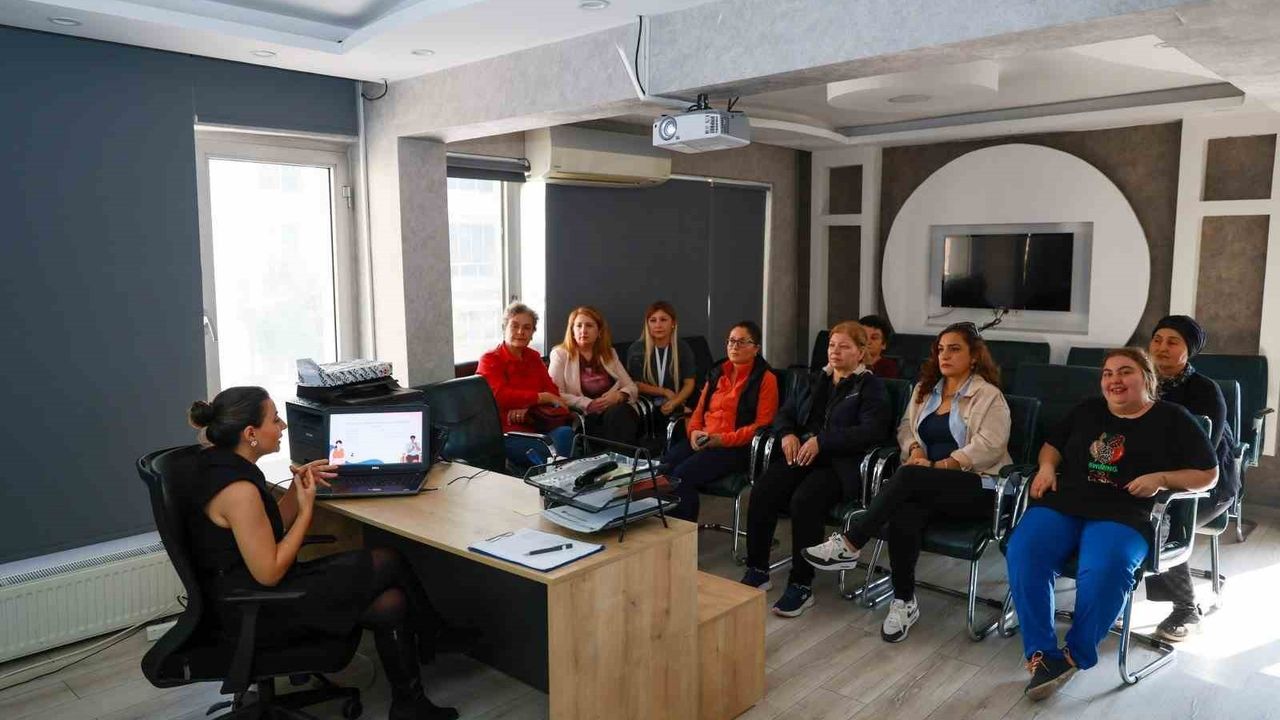 Yunusemre'de Diyabet Farkındalık Eğitimi: 14 Kasım Öncesi Bilinçlendirme