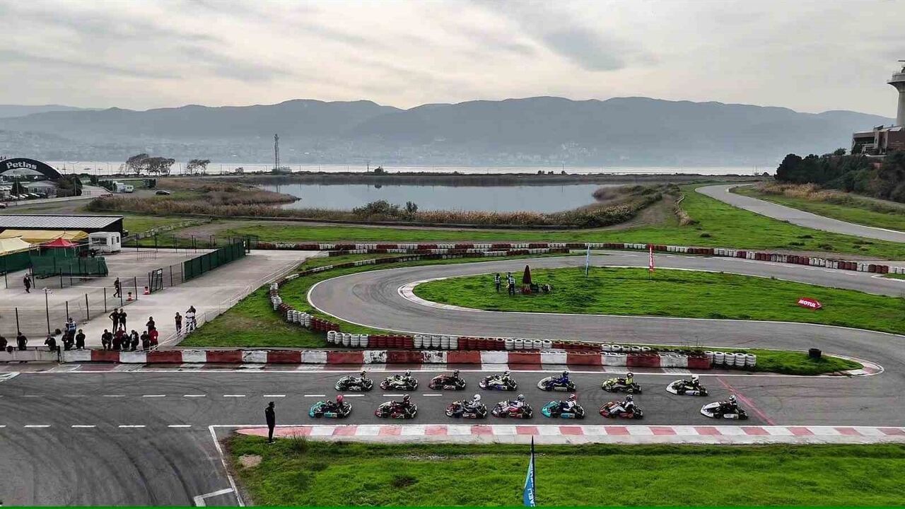 Zayn Sofuoğlu, 2025 Türkiye Karting Şampiyonası Kocaeli etabında kategorisini kazandı