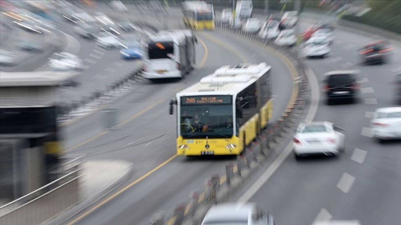 1 Ocak'ta İstanbul'da Toplu Taşıma Ücretsiz: İBB Metro, Metrobüs ve Otobüs Ek Seferlerini Açıkladı