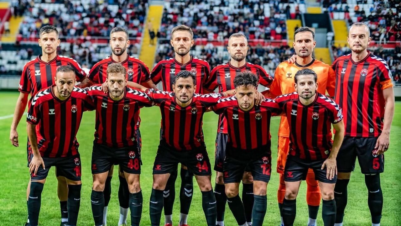 24 Erzincanspor Yönetim Kurulu seçimli olağanüstü genel kurul kararı aldı