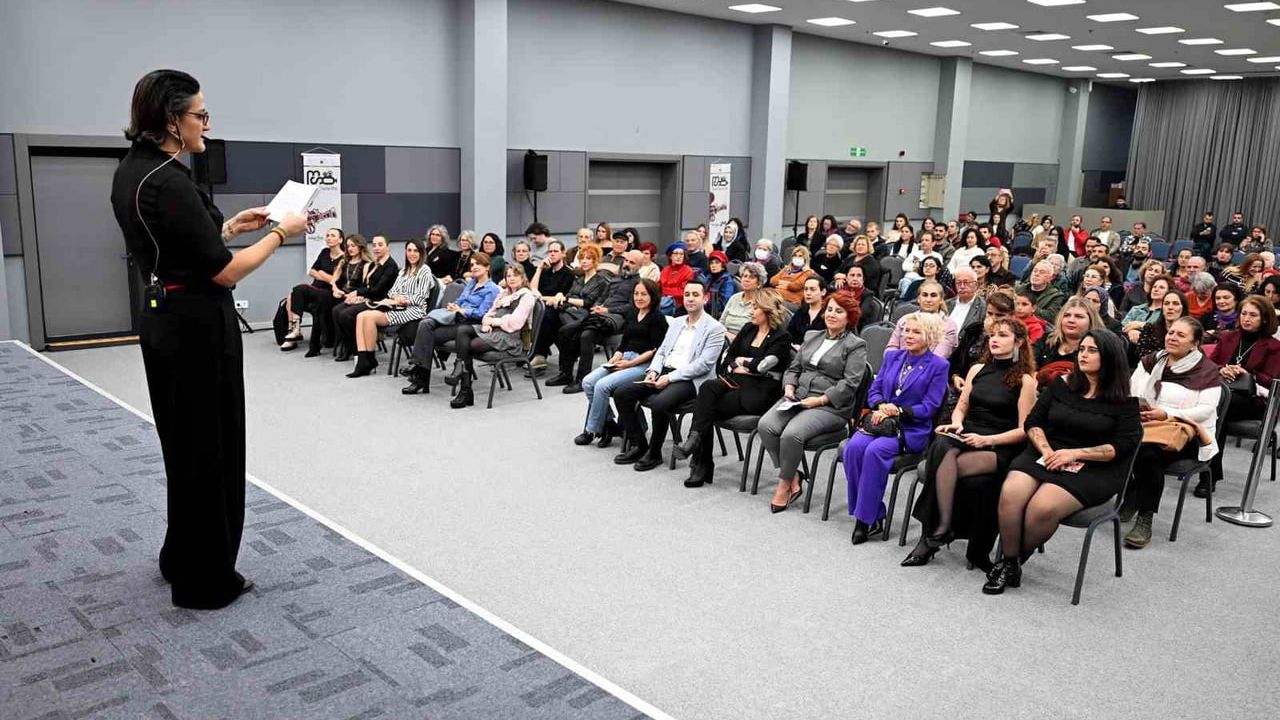 28. Uçan Süpürge Uluslararası Kadın Filmleri Festivali Mersin'de ikinci kez başladı