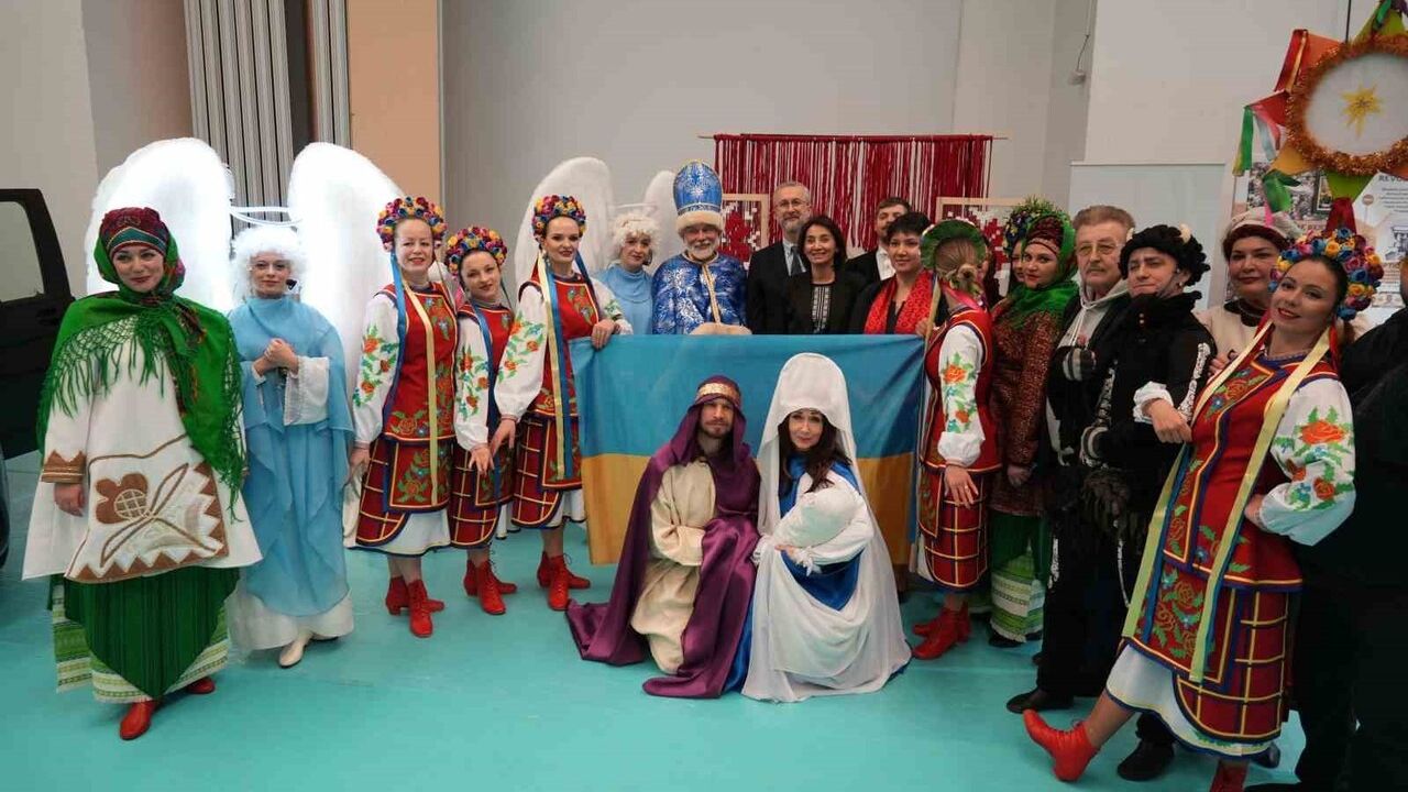 3. Dünya Kültürleri Festivali Ankara'da düzenlendi; Guinness Dünya Rekoru adaylığıyla 63 ülke temsil edildi