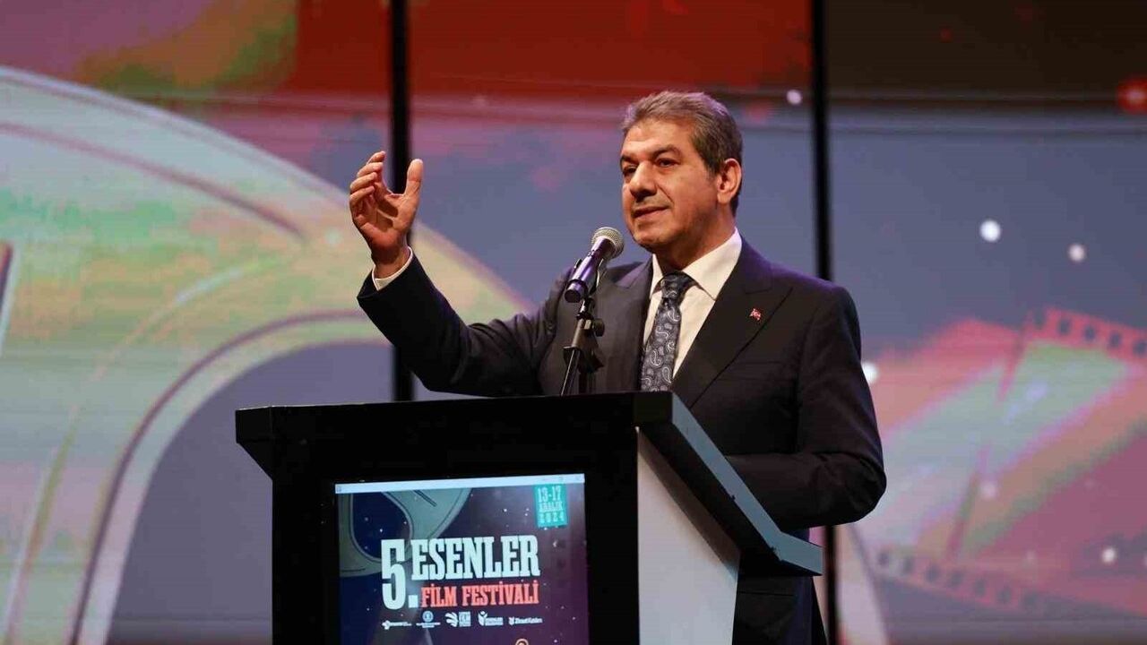 6. Esenler Film Festivali 19-23 Aralık'ta 'Dijital Hayat' temasıyla başlıyor