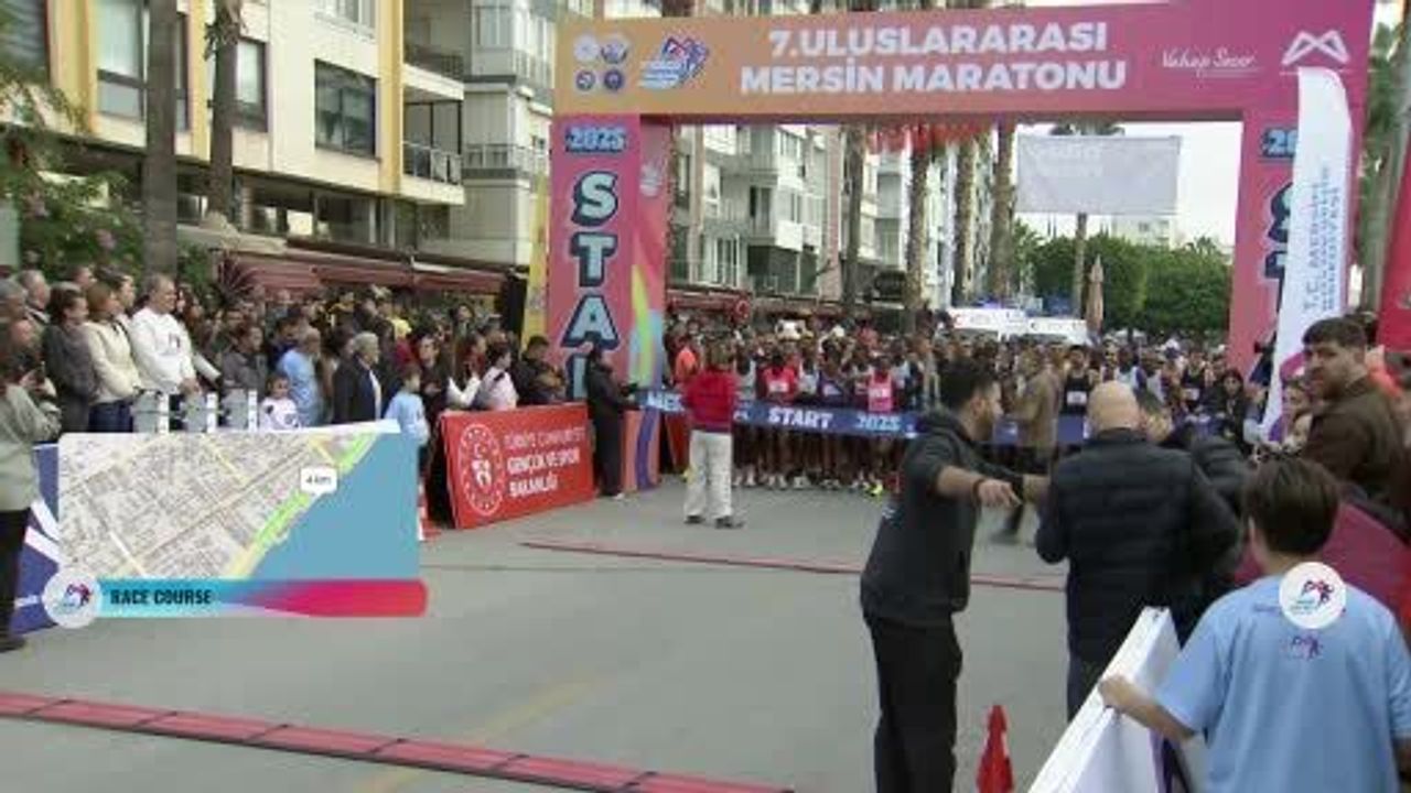7. Uluslararası Mersin Maratonu Özgecan Aslan Barış Meydanı’ndan Başladı