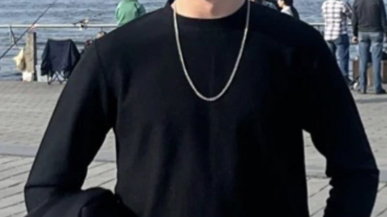 Abant’taki kazada yaşamını yitiren 21 yaşındaki Muratcan Eğlence Düzce’de defnedildi