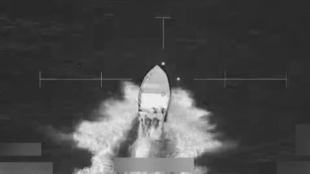 ABD ordusu Doğu Pasifik’te iki tekneyi vurdu: 5 kişi öldü