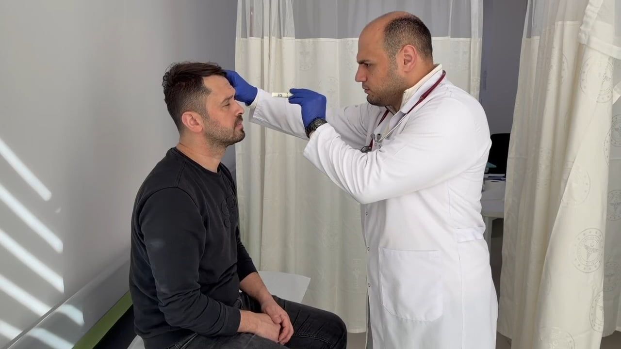 Acil servis doktoru Semih Gürel, 24 saat nöbet sonrası Karadeniz yaylalarını dağ bisikletiyle keşfediyor