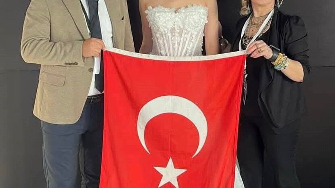 Acıpayamlı Kuaför Nilgün Keser, Asian Global Cup 2025'te Gelin Başı Kategorisinde Birinci Oldu