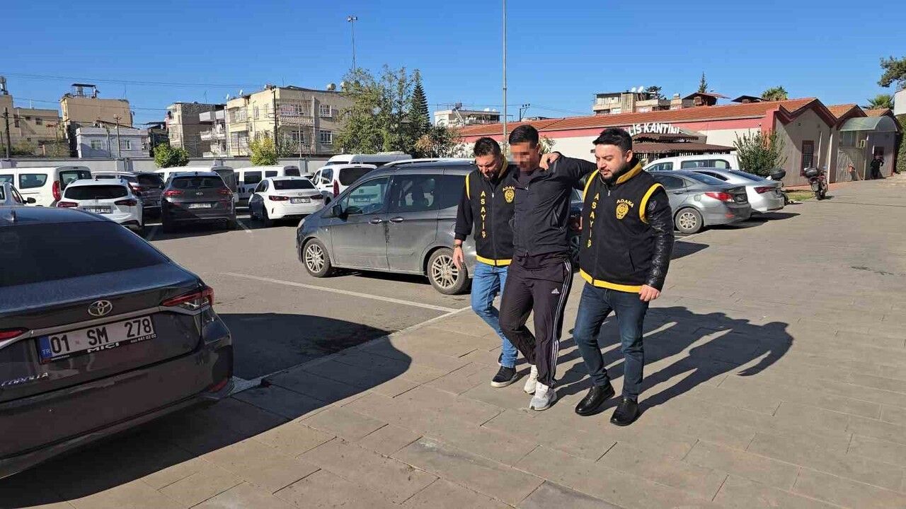 Adana'da 120 suç kaydı bulunan şüpheli çekiciden cep telefonu çaldı, tutuklandı