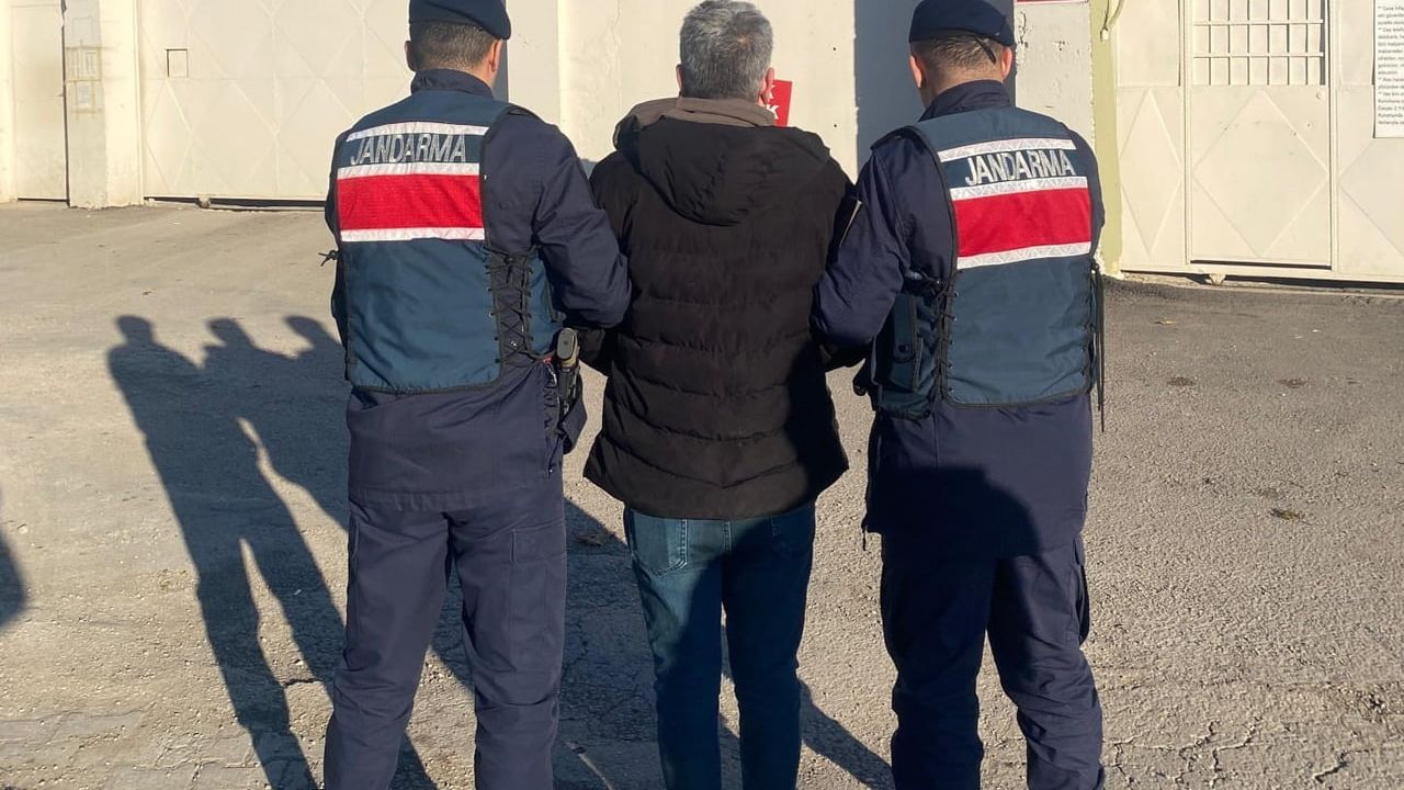 Adana'da 23 yıl hapis cezası bulunan firari hükümlü jandarma tarafından yakalandı