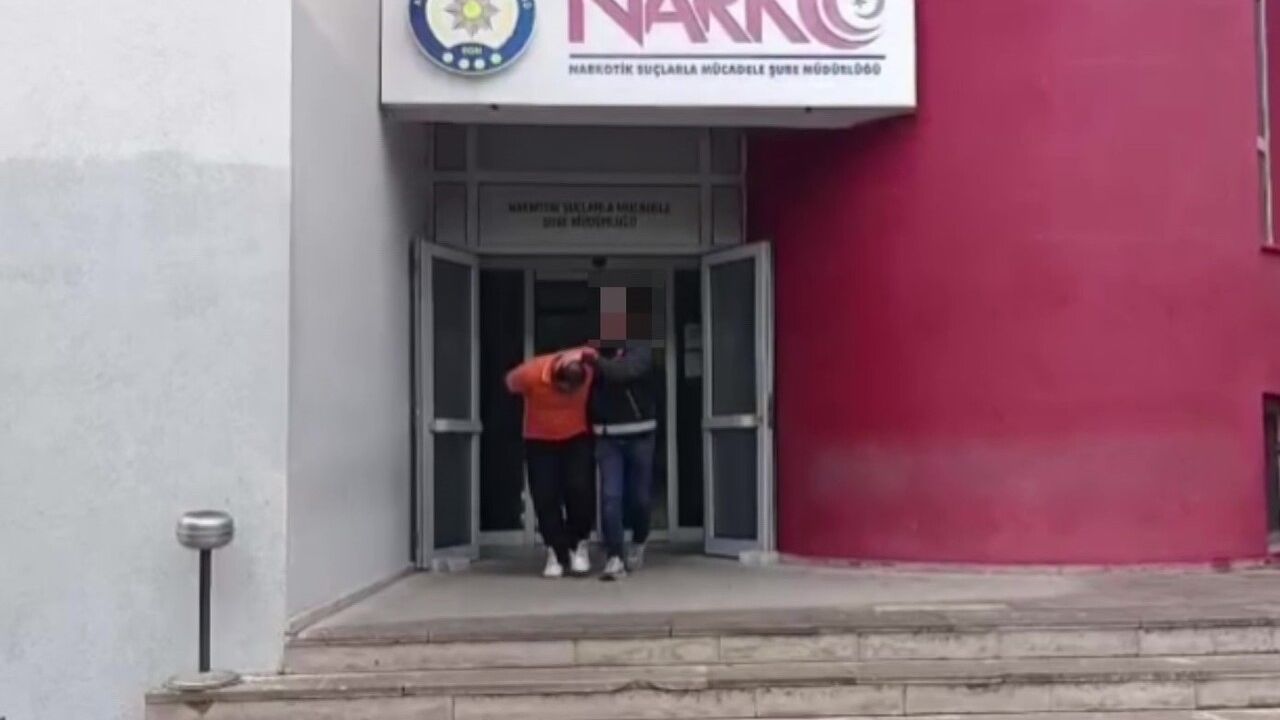 Adana'da 28 firari hükümlü uyuşturucu madde ticareti suçundan yakalandı