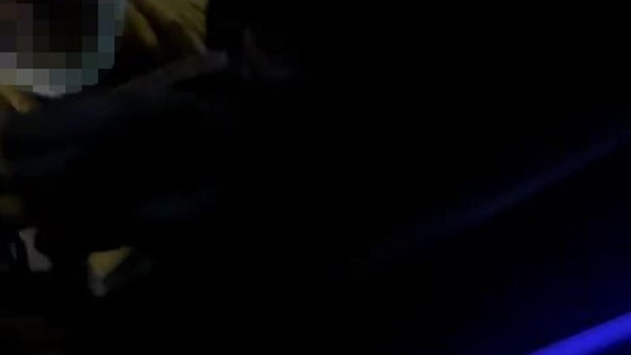 Adana’da işitme engelli gence trafikte saldırı: Dolmuş şoförü gözaltına alındı, cihazı kırıldı