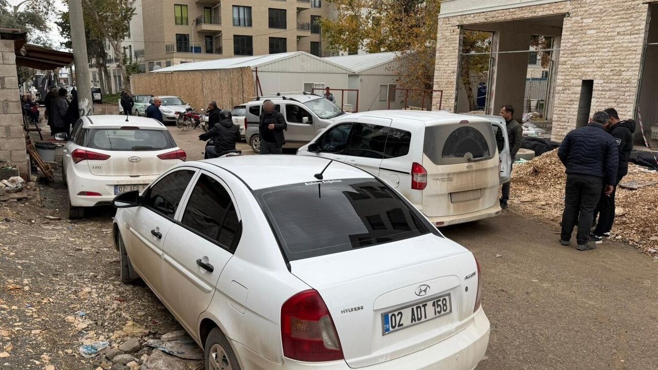 Adıyaman'da alacak-verecek tartışması bıçaklı kavgaya dönüştü: 4 yaralı