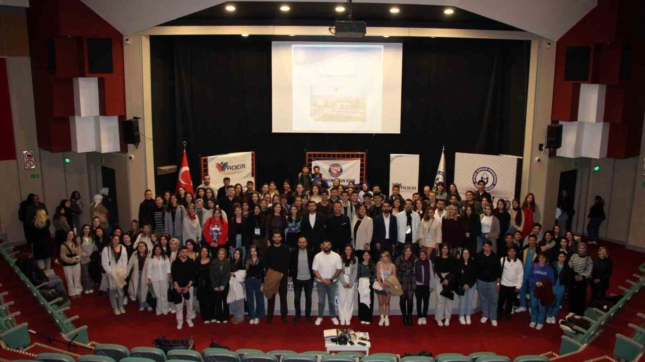 ADÜ'de 'Diksiyon ve Topluluk Önünde Konuşma Sanatı' etkinliği düzenlendi