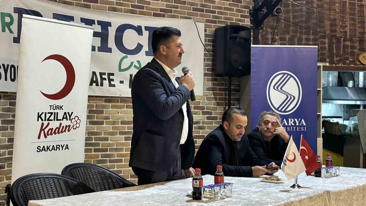 Afetlere hazırlık: Sakarya Üniversitesi'nde 'Toplumsal Dirençlilik için Afet Sonrası Doğru Bilgi, Doğru Adım' söyleşisi