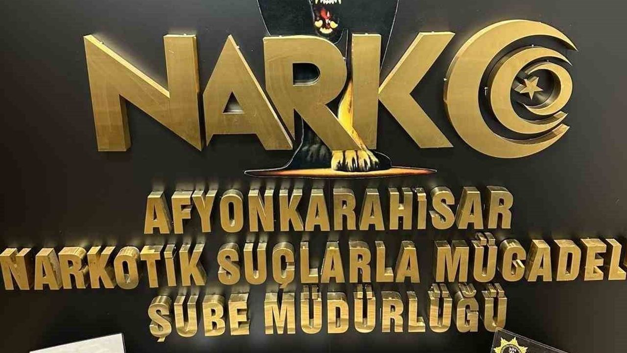 Afyonkarahisar'da Uyuşturucu Operasyonu: 280 Hapla Yakalanan Şahıs Tutuklandı