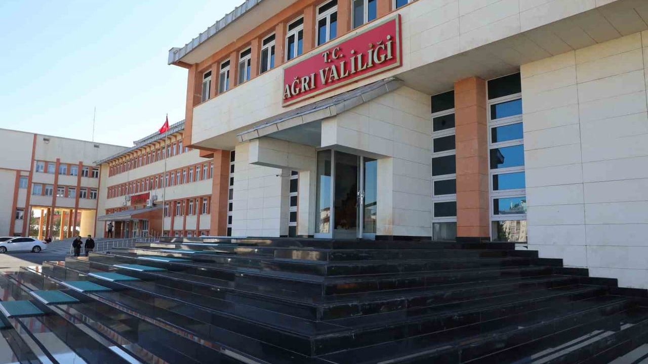 Ağrı’da 31 Aralık 2025 Çarşamba günü eğitime 1 gün ara verildi