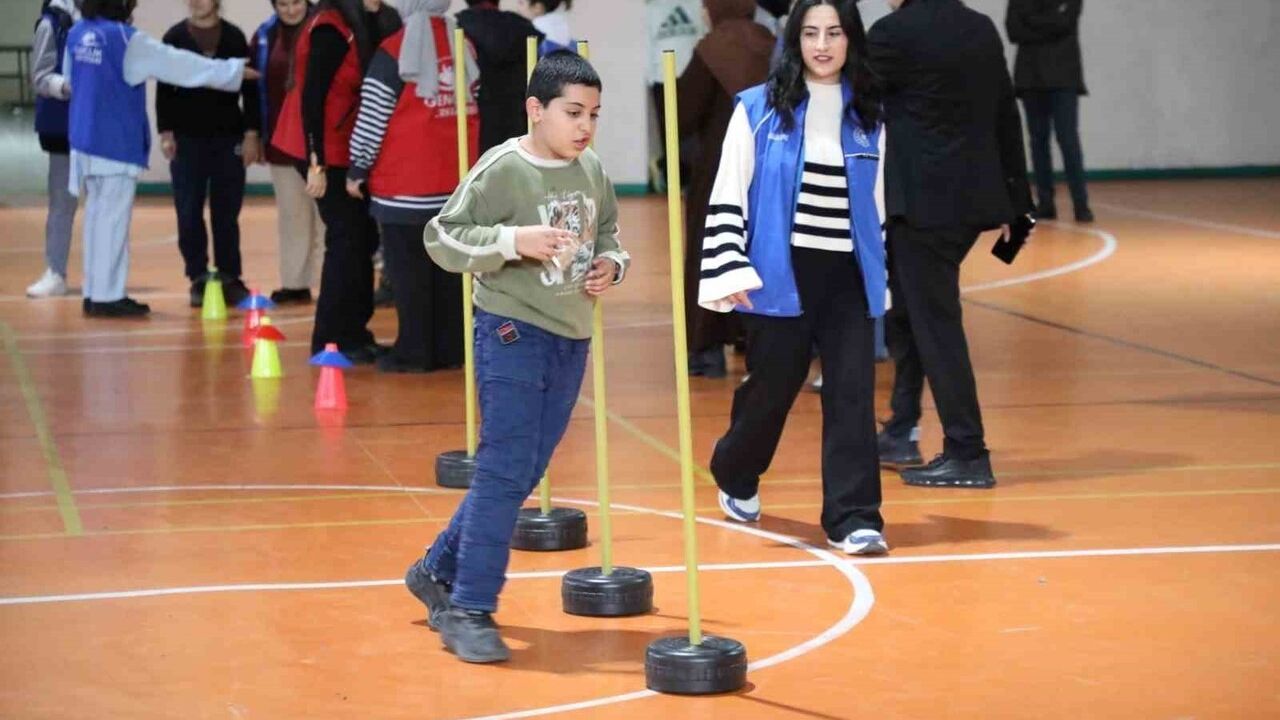 Ağrı Gençlik Merkezi'nden 3 Aralık Dünya Engelliler Günü'ne Anlamlı Buluşma