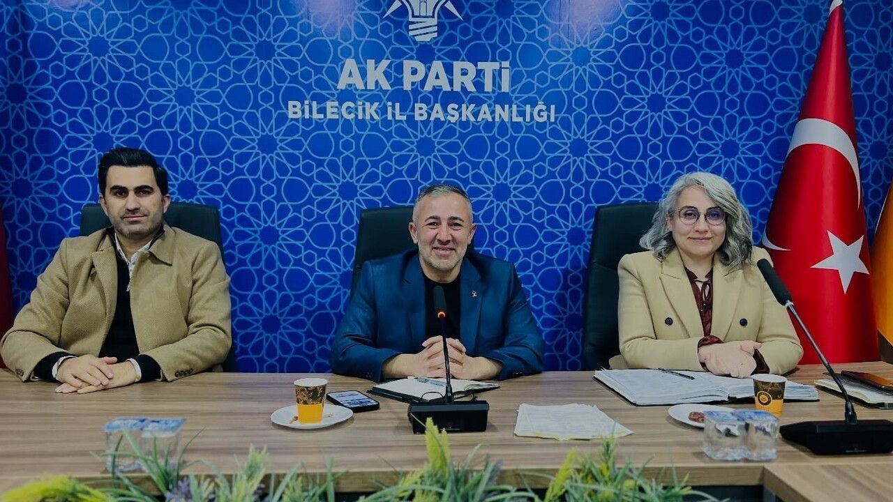 AK Parti Bilecik İl Yönetim Kurulu Haftalık Toplantısı: Çalışmalar ve Proje Değerlendirmesi