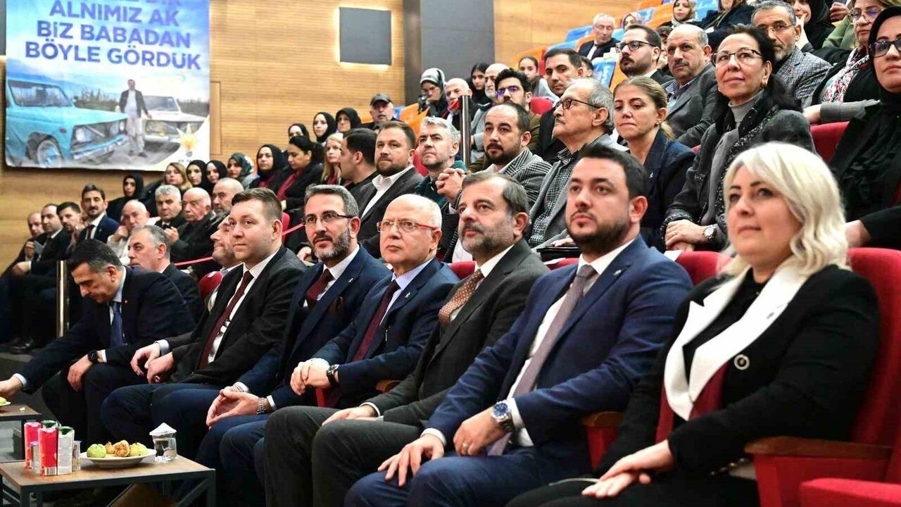 AK Parti Bursa’da İlçe Gücünü Artırıyor: Gürsu’da Üye Hedefi Aşıldı
