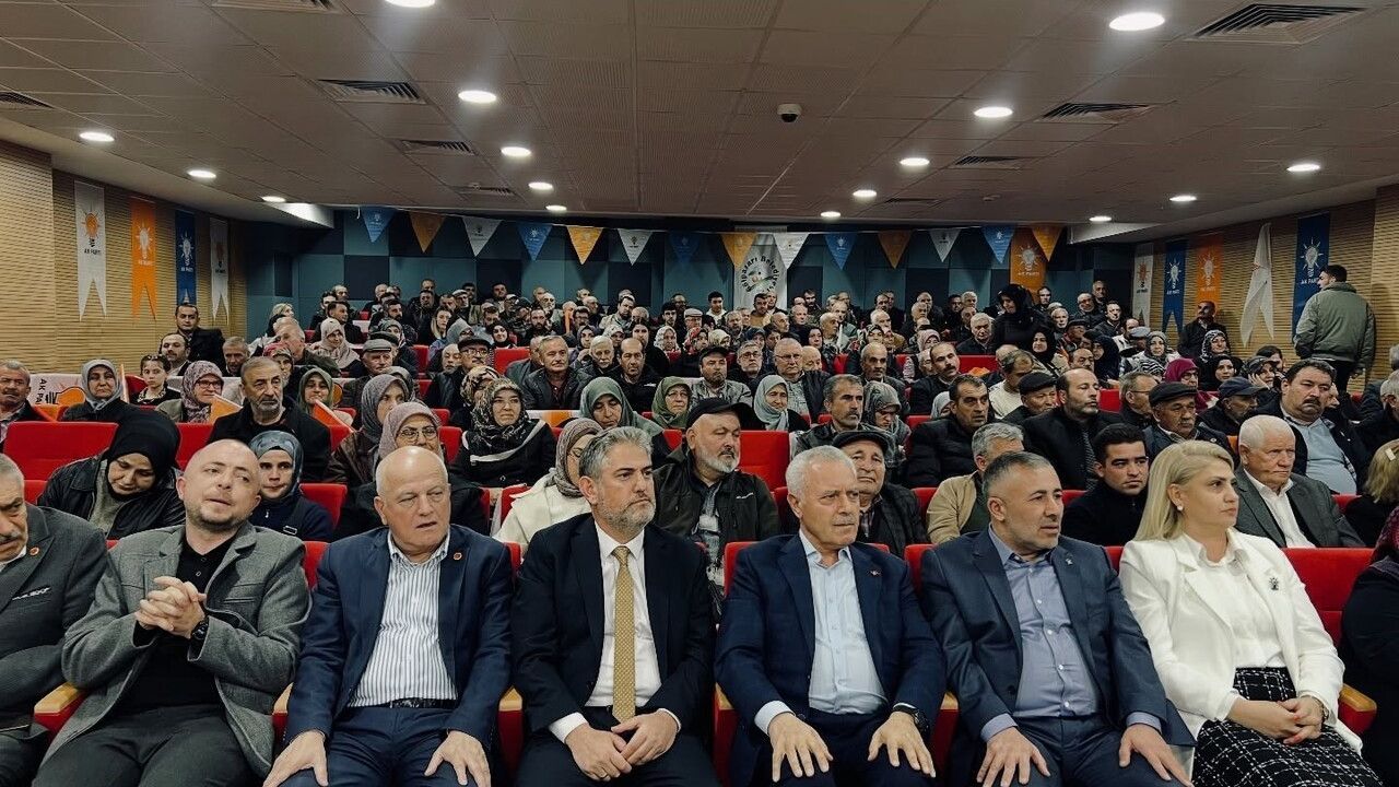 AK Parti Gölpazarı İlçe Danışma Meclisi toplantısı yoğun katılımla gerçekleşti