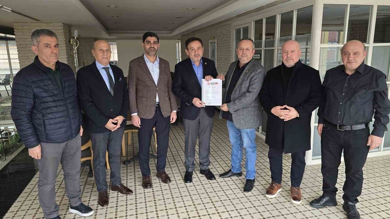 AK Parti Heyeti Almanya'da Karabüklülerle Birlik ve Beraberlik Gecesi Hazırlıklarını Görüştü