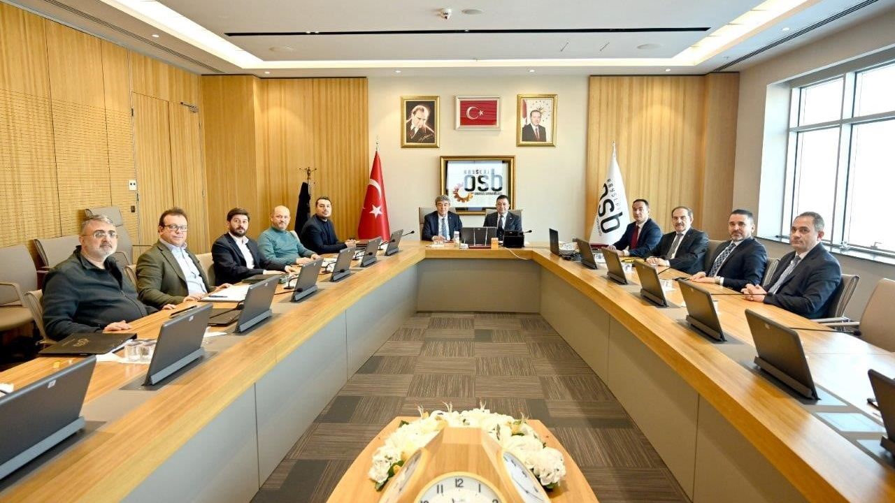 AK Parti'li Dursun Ataş, Kayseri OSB Yönetim Kurulu Toplantısına Katıldı