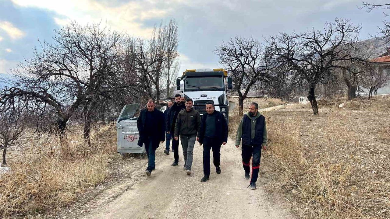 Akçadağ Belediye Başkanı Hasan Ulutaş kırsal mahallelerde saha incelemesi gerçekleştirdi