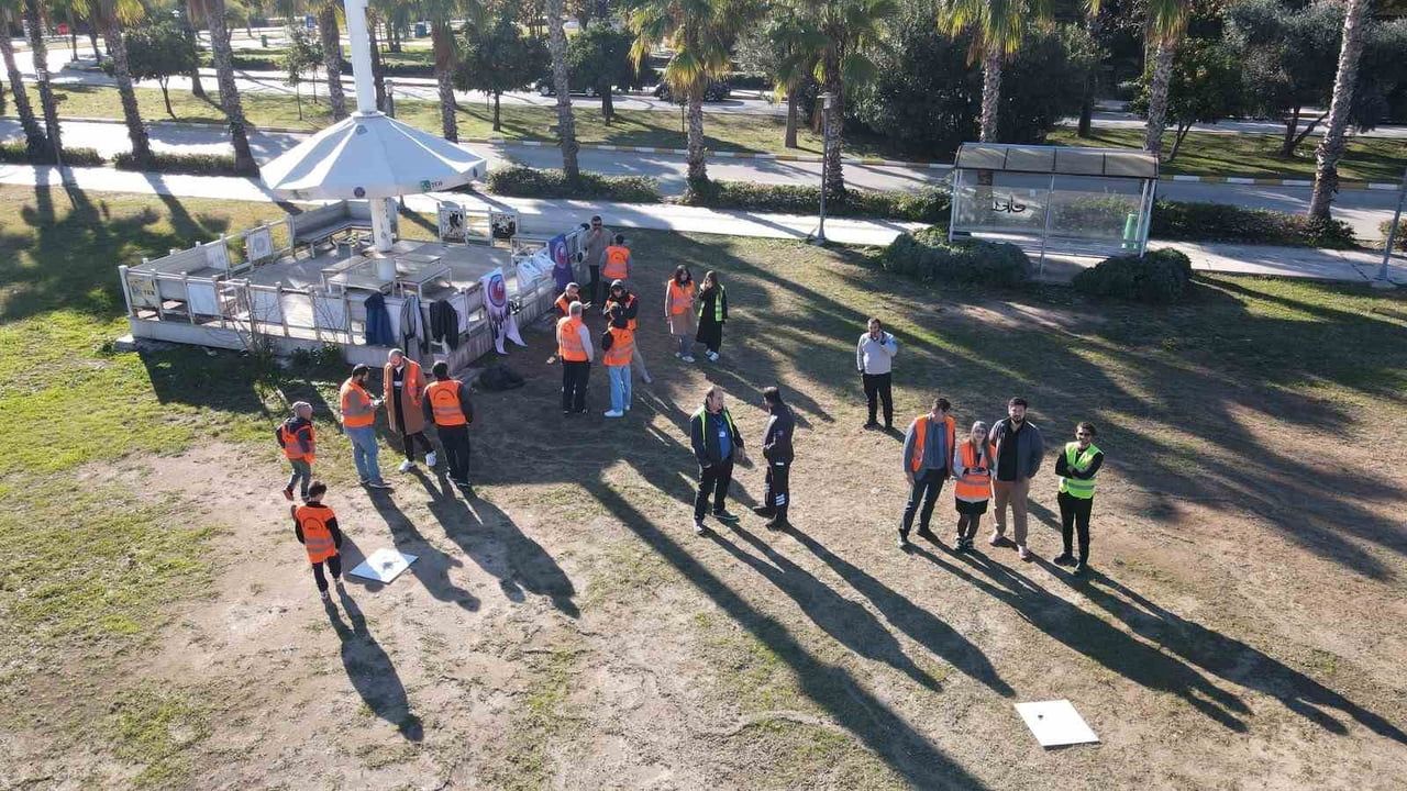 Akdeniz Üniversitesi'nde SHGM Yetkili İHA0 ve İHA1 Sertifikalı Pilot Eğitimi Tamamlandı