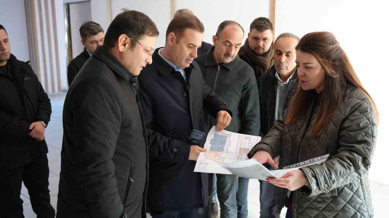 Akın ve Sak Sındırgı’da depremzedelerle buluştu; yürütülen çalışmalar ve BALMEK planları değerlendirildi