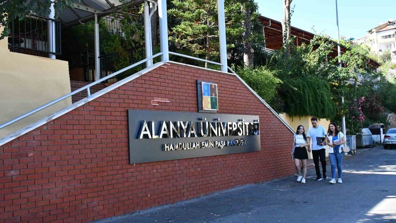 Alanya Üniversitesi, RUR 2025 Beşeri Bilimler sıralamasında yükselişini sürdürdü