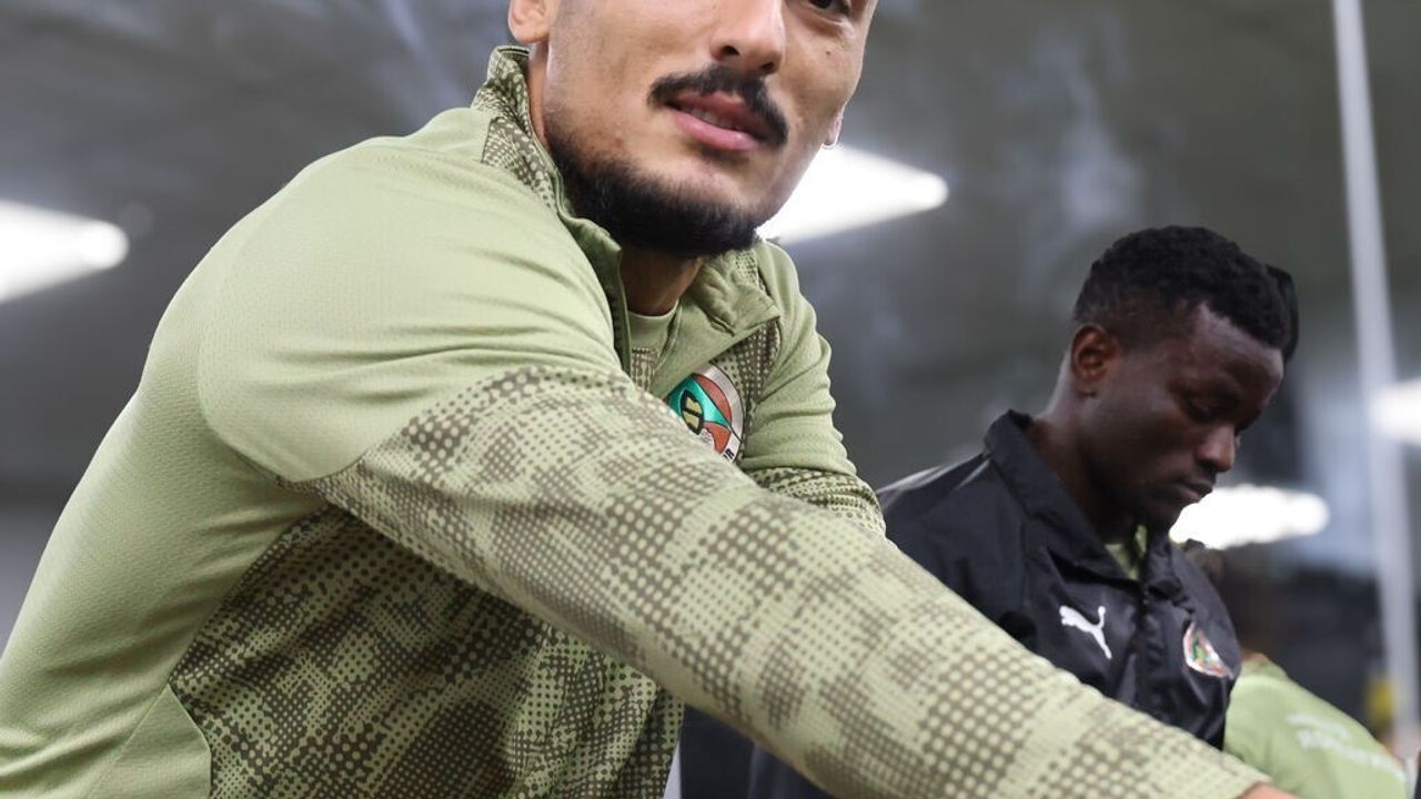 Alanyaspor Antalyaspor maçı öncesi son idmanını tamamladı