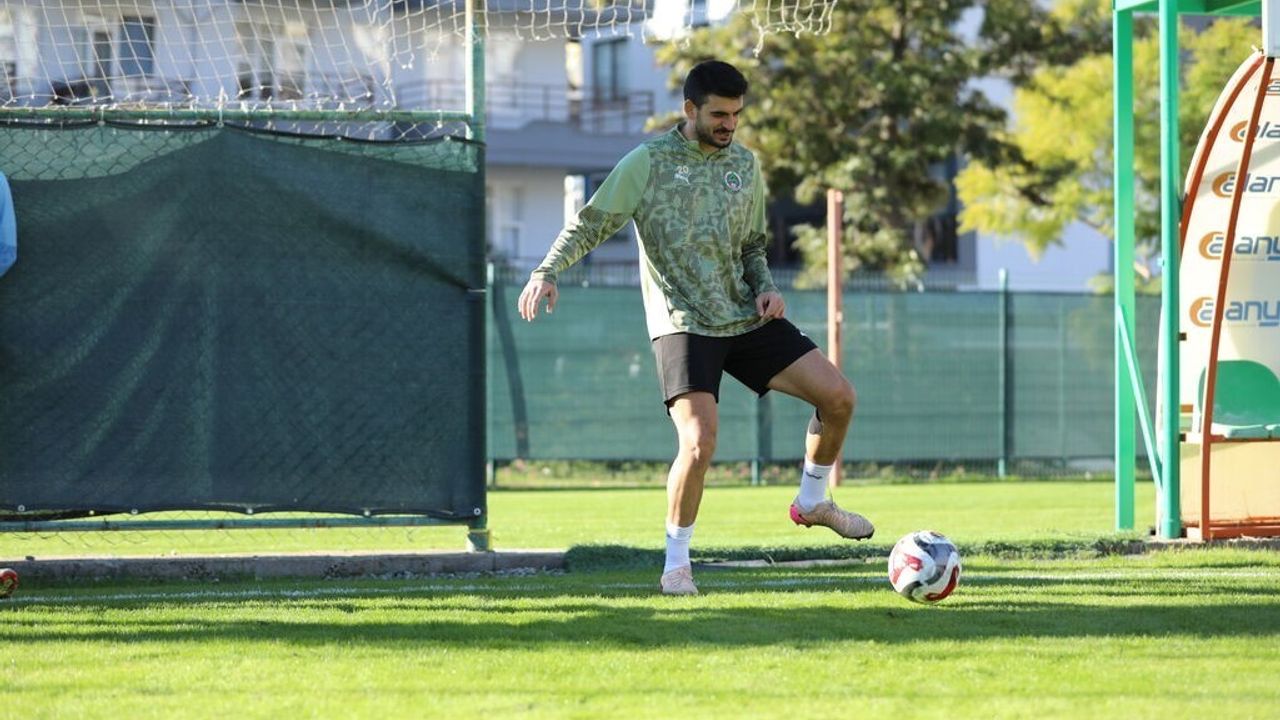 Alanyaspor, Ziraat Türkiye Kupası'nda Trabzonspor maçı hazırlıklarını tamamladı