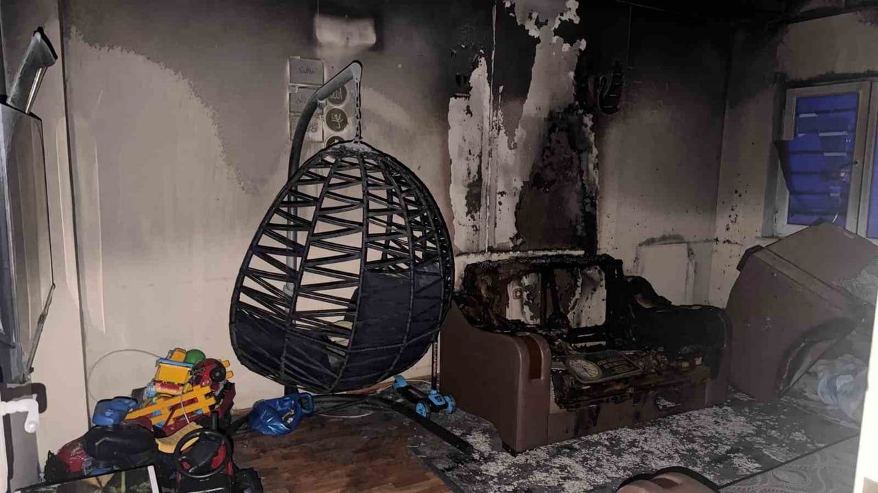 Alaplı TOKİ'de yangın: Bir dairenin salonu kullanılamaz hale geldi