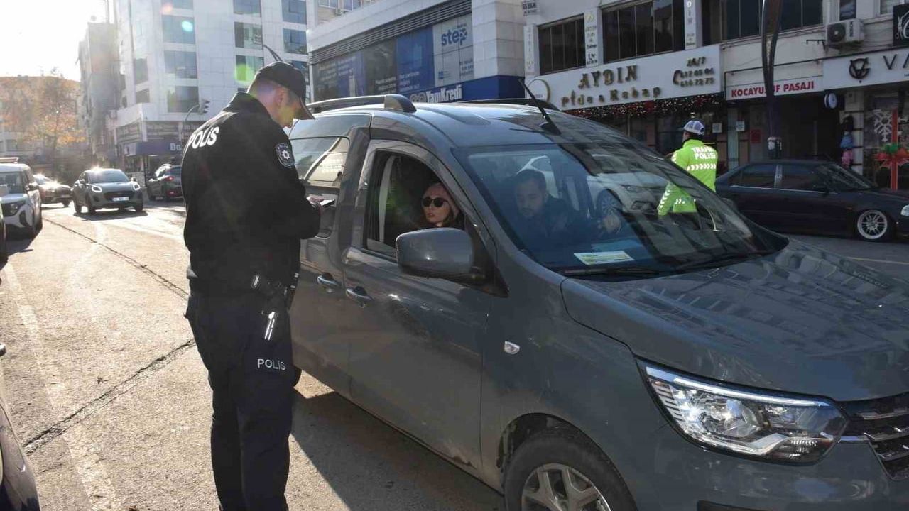 Aliağa Emniyeti, yılbaşı için güvenlik tedbirlerini artırdı