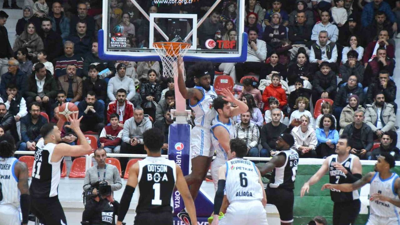 Aliağa Petkimspor, Beşiktaş'a 75-72 yenildi; evinde üst üste 4. mağlubiyet
