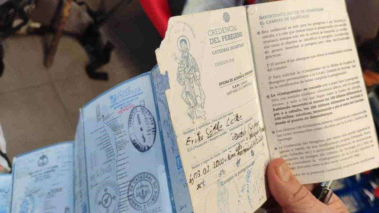 Alman Rahibe Erica Selke Liske, Gazze barışı için Leipzig'ten Kudüs'e yürüyor