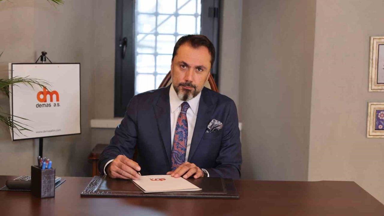 Altında yılsonu hareketliliği: Küresel belirsizlikler ve jeopolitik riskler fiyatları yükseltiyor