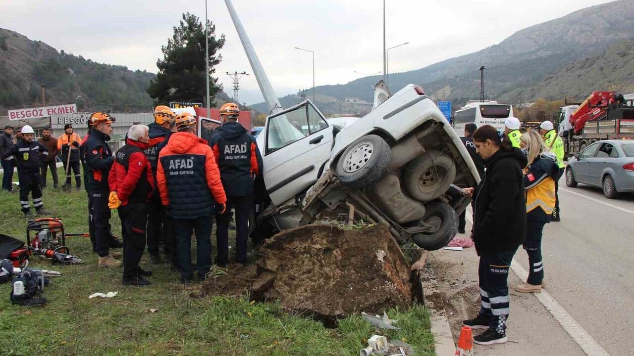 Amasya'da genç avukat duruşmaya giderken kaza sonucu hayatını kaybetti